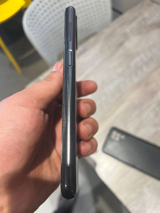 Telefon ediyal mudat yuq pul zarur