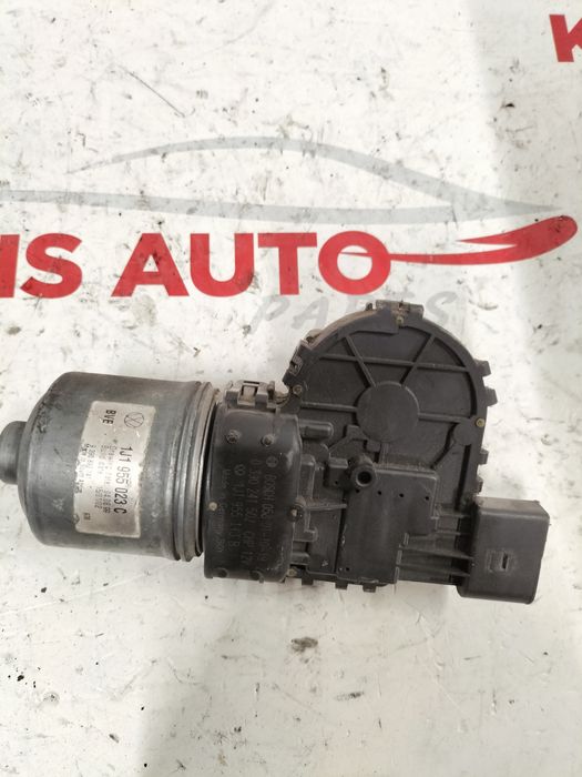 Моторче предни чистачки VW Golf 4 / Фолксваген Голф 4