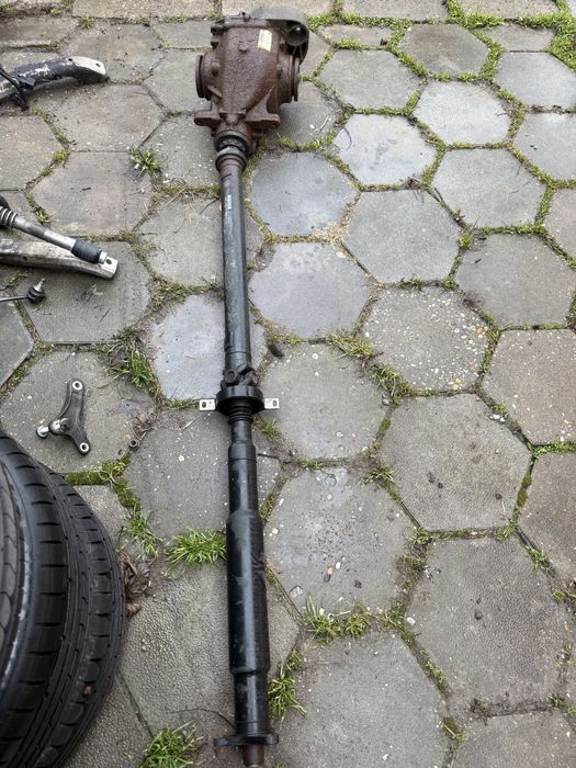 Комплект кардан и диференциал от е9х 335д