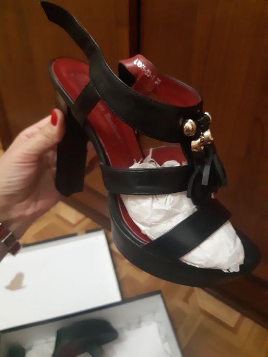 Босоножки итальянские