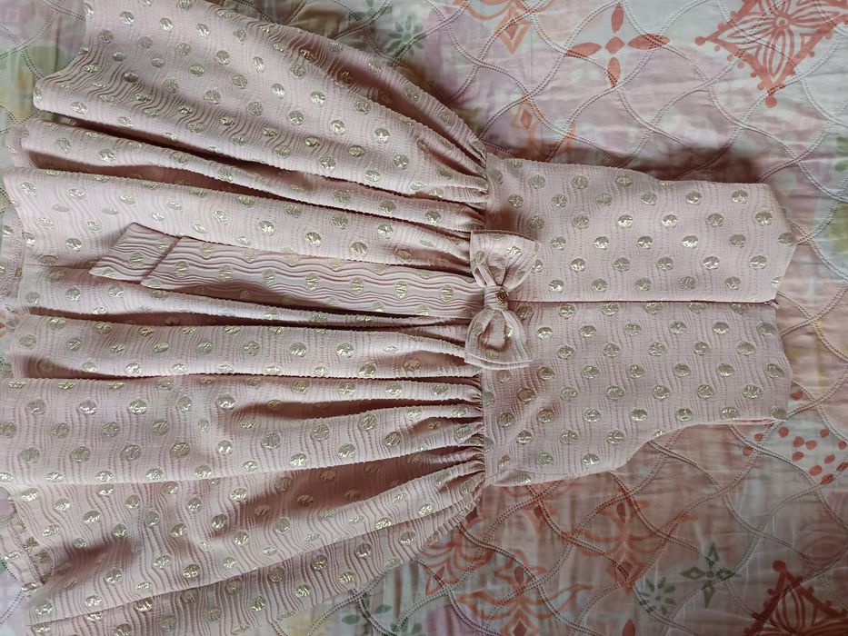 Детска рокля размер 140