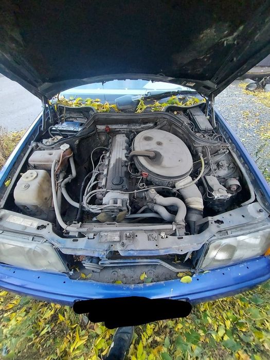 Продам Мерседес 124 2.6автомат