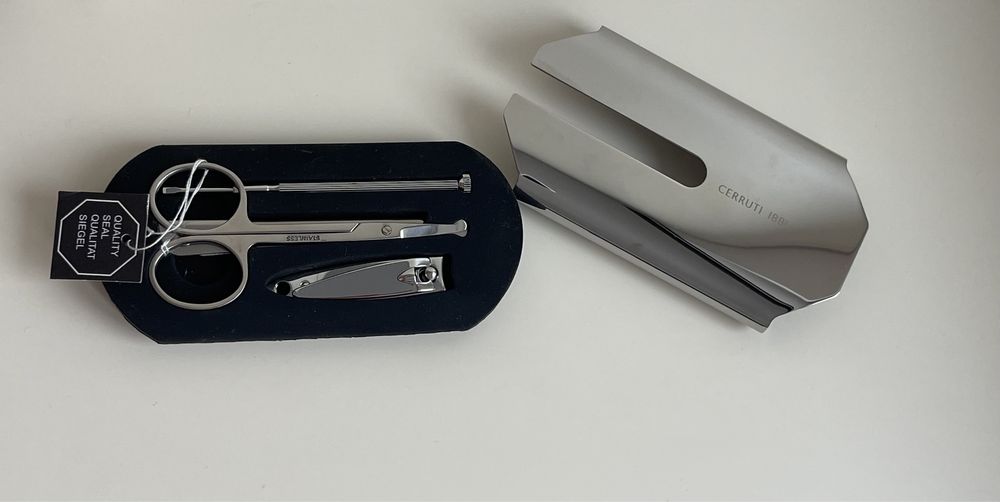 Set manichiura Cerruti 1881