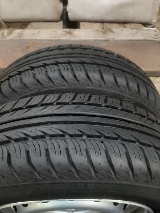 Продам 2шт 175 65 r14 Ваз