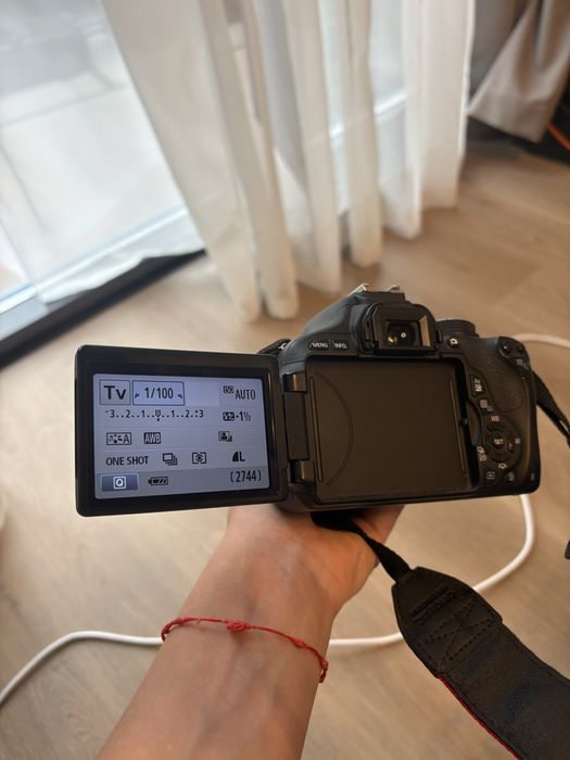 Кенон 600д 18-55 + 75-300