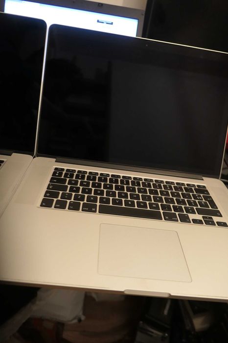 Laptop MacBook Pro 15 A1398 Palmrest TouchPad Placa de baza Ecran LED