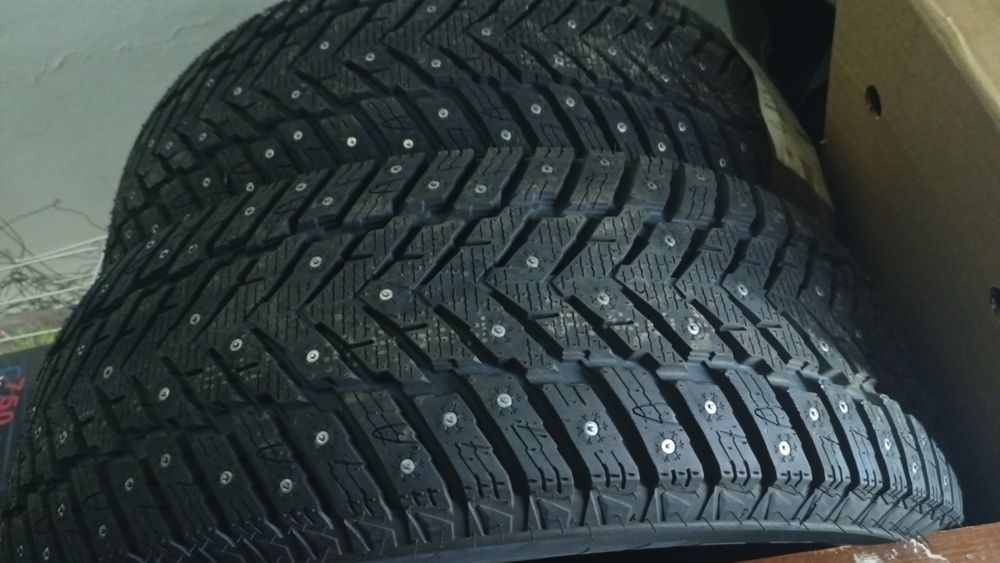 Зимняя резина. С шипами
