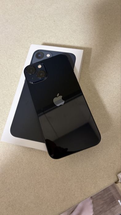 Vand iphone 13 - 126 gb
