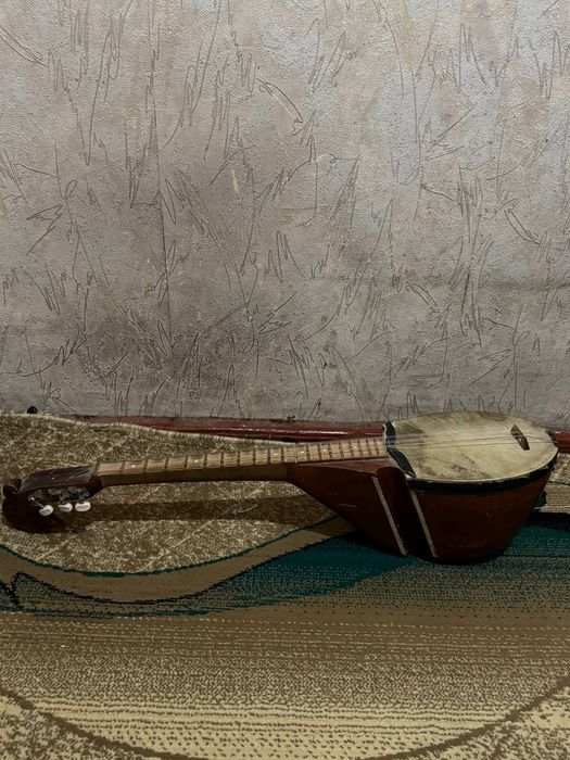 Afg'on rubob sotiladi