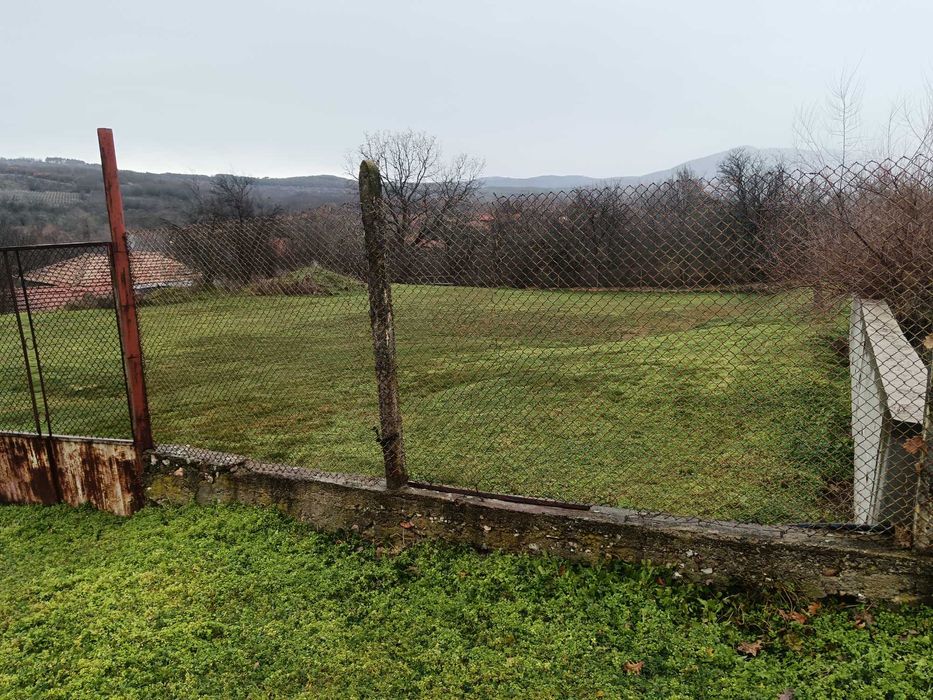 Имот в регулацията на село Върбен