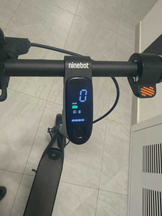 Электро самокат Ninebot