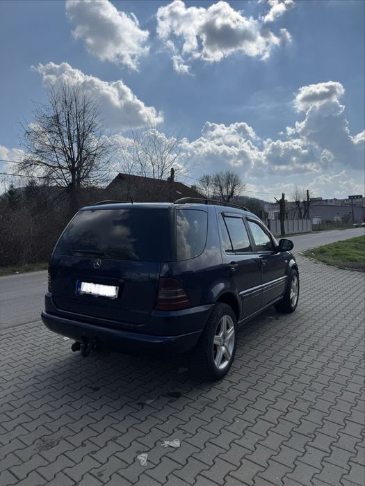 Mercedes ML 270 W163