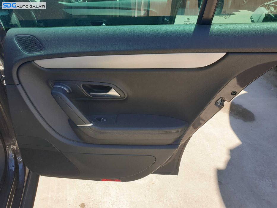 Panou Tapiterie Fata Interioara Usa Portiera Dreapta Spate Volkswagen Passat CC 2008 - 2012 [C3778]