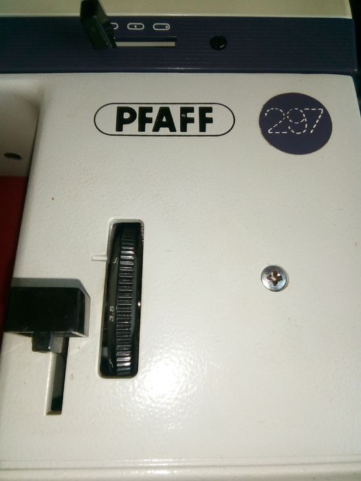 Mașină de cusut pfaff, Pedala mașina cusut.