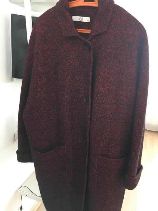 Продам пальто демисезонное