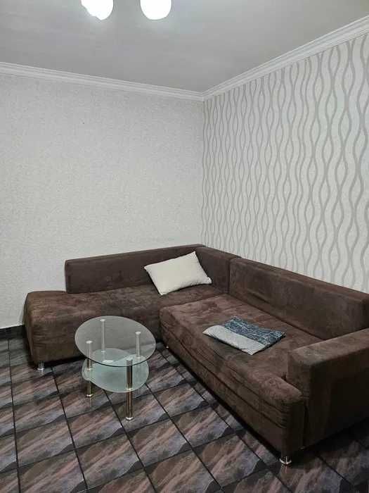 Дава се под наем Двустаен апартамент в София, Център - 61 кв.м за 450 € - Снимка #2