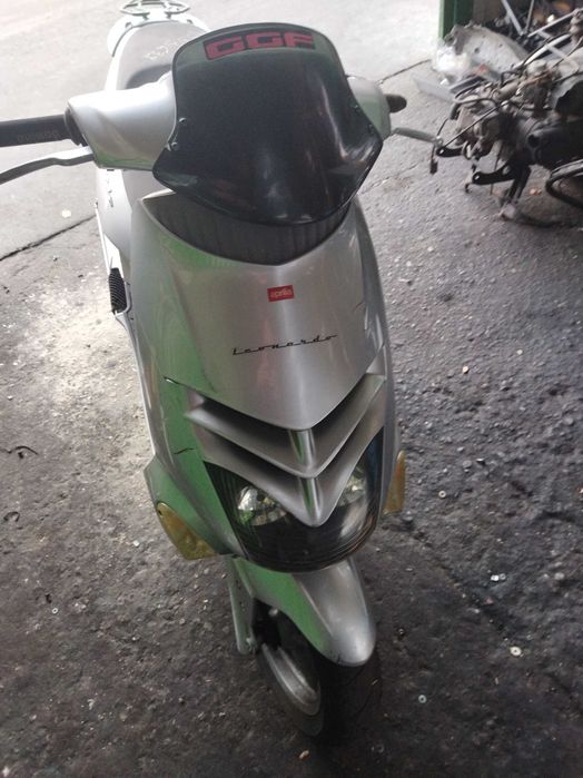 Aprilia Leonardo-150-На части
