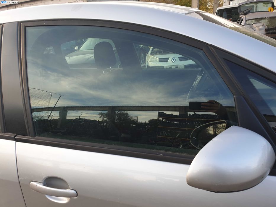 Geam Culisant de pe Usa Portiera Dreapta Fata Audi A2 2000 - 2005 [K9071]