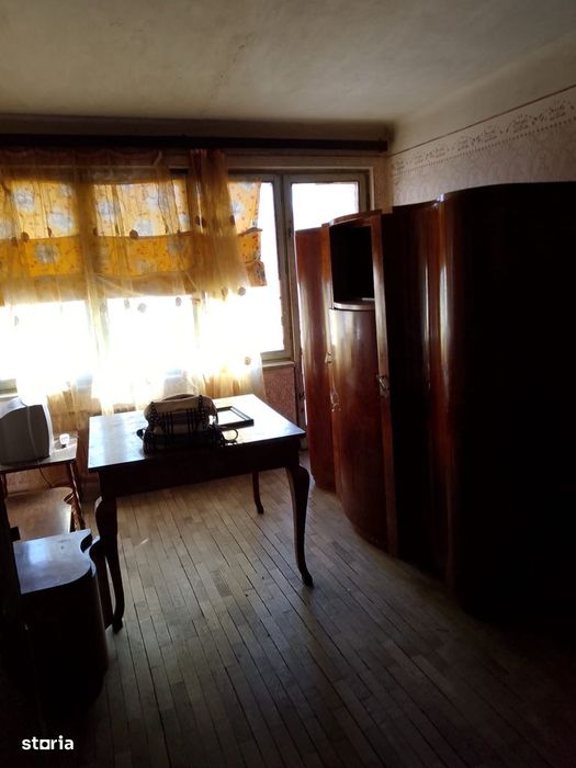 De Vanzare Apartament cu 2 camere zona Independentei cu 1 Decembrie