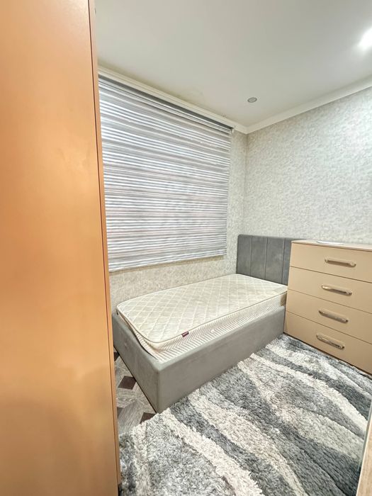 Чиланзар 12 квартал Фархадский Оазис 2х комнатная с обстоновкой