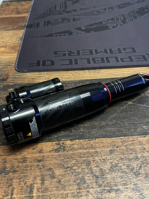 Заден шок RockShox Super deluxe select+ (205x62,5 trunion)