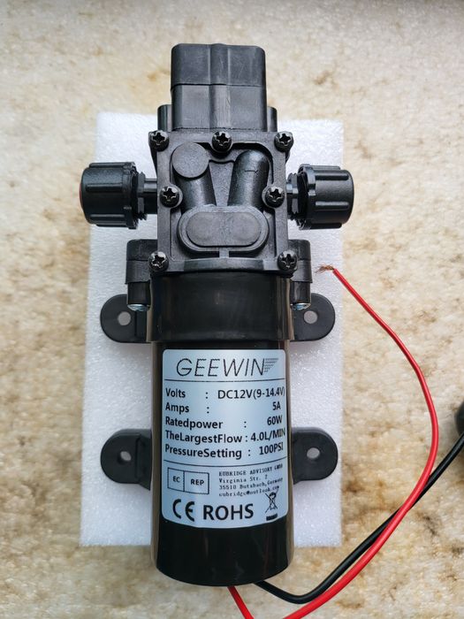 Хидрофорна водна помпа 12V 5A 4l/min 100psi