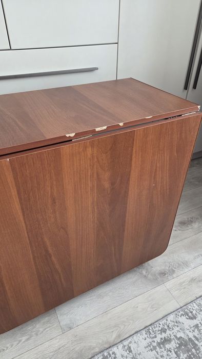 Продам стол книжка