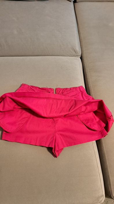 Pantaloni scurti fuchsia, Zara, M