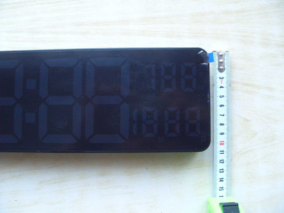 Голям електронен чаcoвниk DS-6629 с дистанционно управление