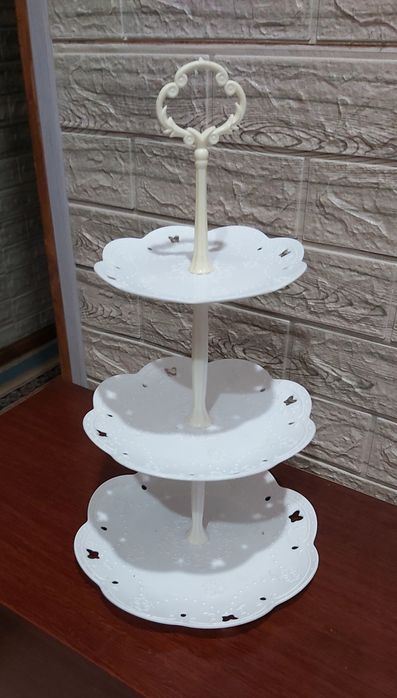 Срочно продам новую подставку для фруктов и конфет-1500 тн