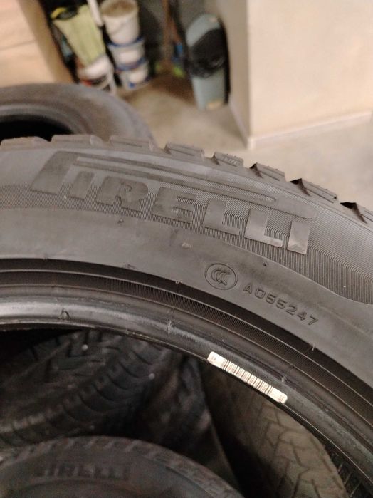 4бр.зимни гуми 225/55/17 Pirelli