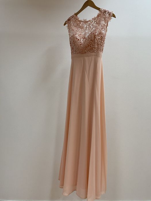 Нежно бебешко розова, дълга, официална рокля за повод