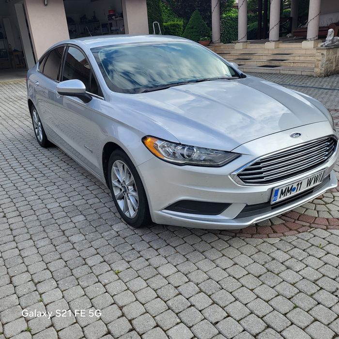 Ford Fusion Hybrid