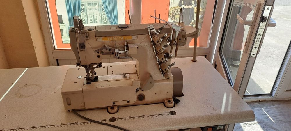 Ямата тикув машинаси ишлатилмаган янги 5та лик чок тикади