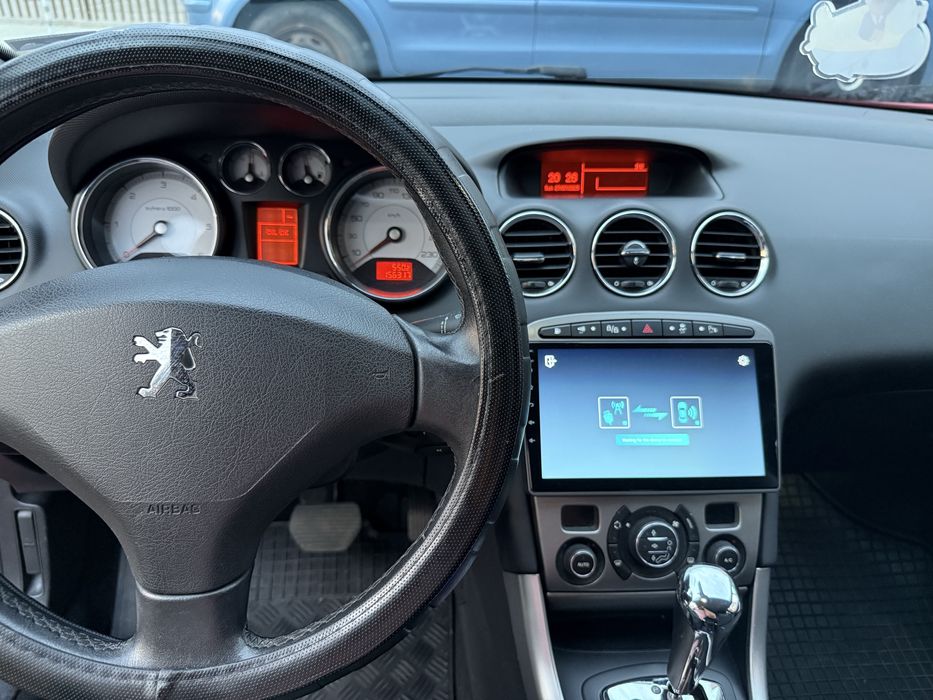 Продавам Peugeot 308 2.0 HDI