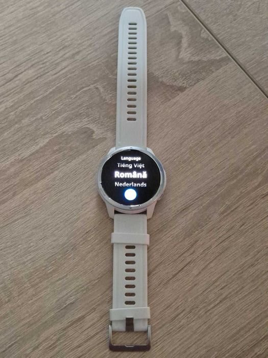 Vând smartwatch Xiaomi Watch S1 Active - alb