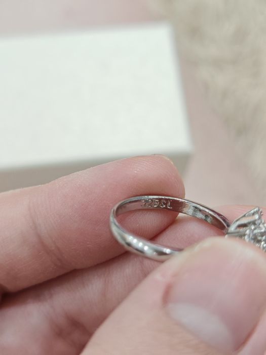 Набор серебряных украшений