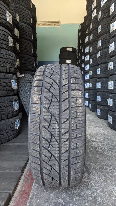 215/45R17 Roadx WU01