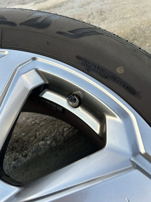 Оригинални джанти с гуми за Toyota Rav4 / Тойота Рав4 18" 5x114,3