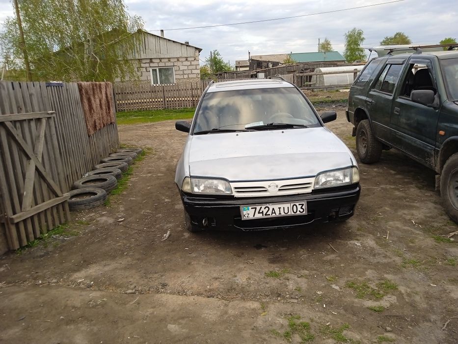Продам нисан примера универсал 1993 год