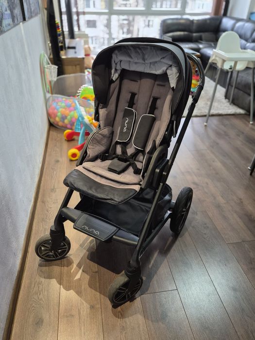 Nuna Mixx 2 в 1, модел ST-45-026GL, цвят Jett