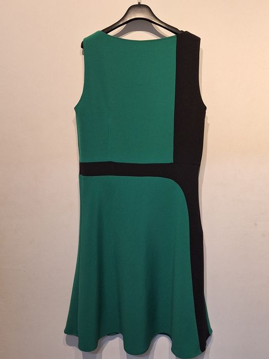 Vând rochie Penny Black