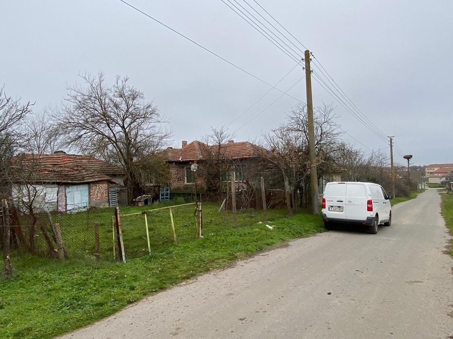 Продава се Къща в с. Радовец, Област Хасково - 100 кв.м за 41 €/кв.м - Снимка #3