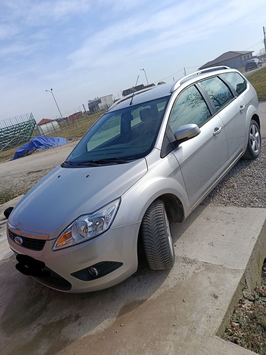 Vând Ford Focus 2010