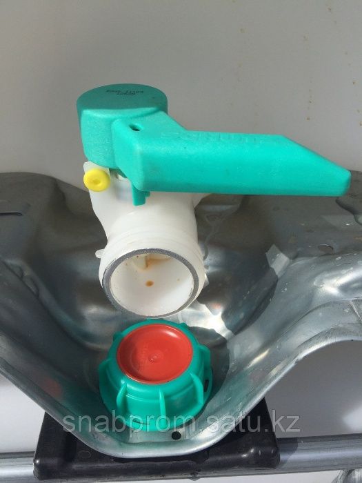 Емкость пластиковая  1000л. Еврокуб