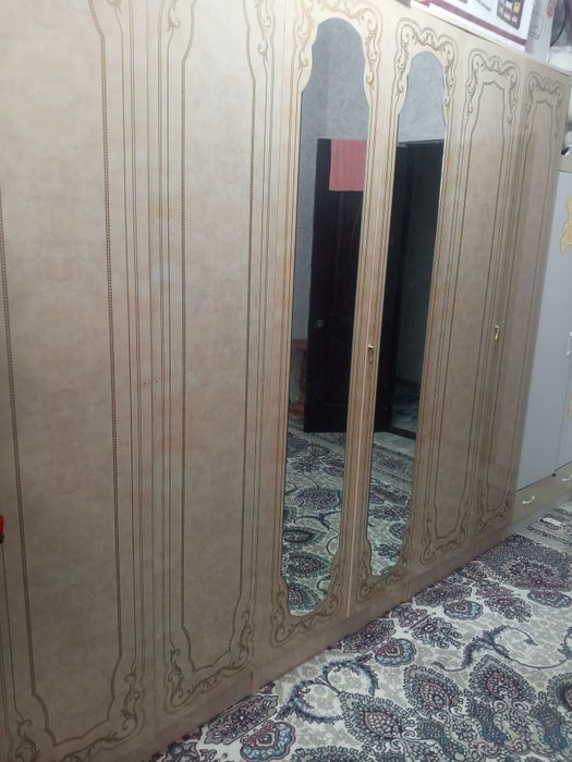 Шкаф сотилади холати яхши