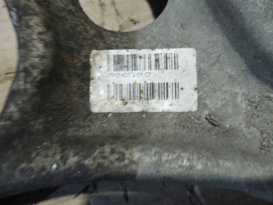 Носач Преден Долен Ляв Porsche Cayenne 3.0D 92A/2012г