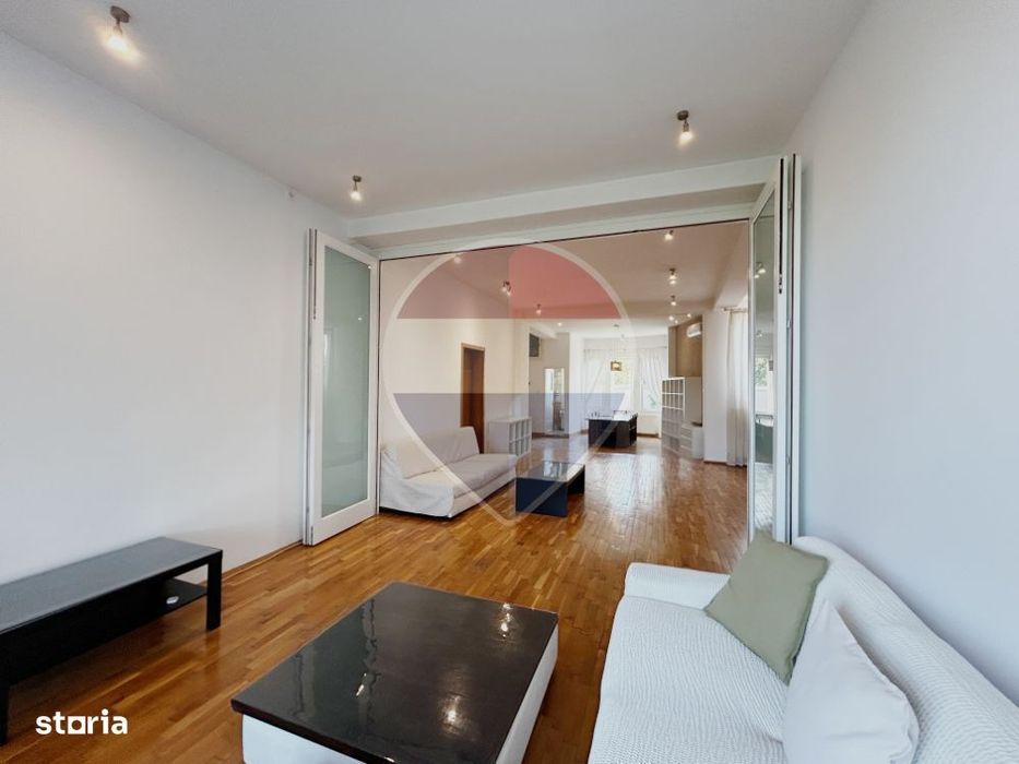 Apartament spatios 3 camere in zona Primaverii