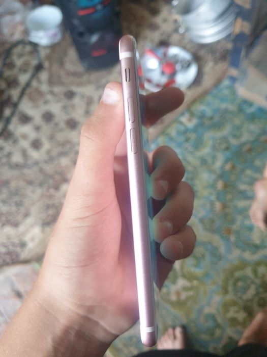 iphone 7  4 года