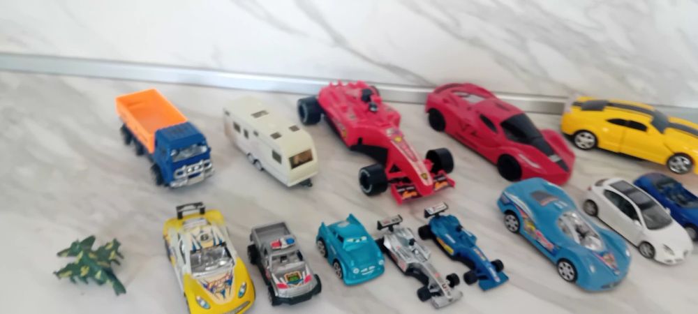 Ло от 50 бр.  детски играчки.